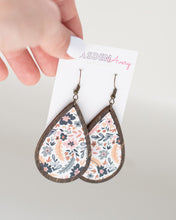 Load image into Gallery viewer, Spring Floral Teardrop